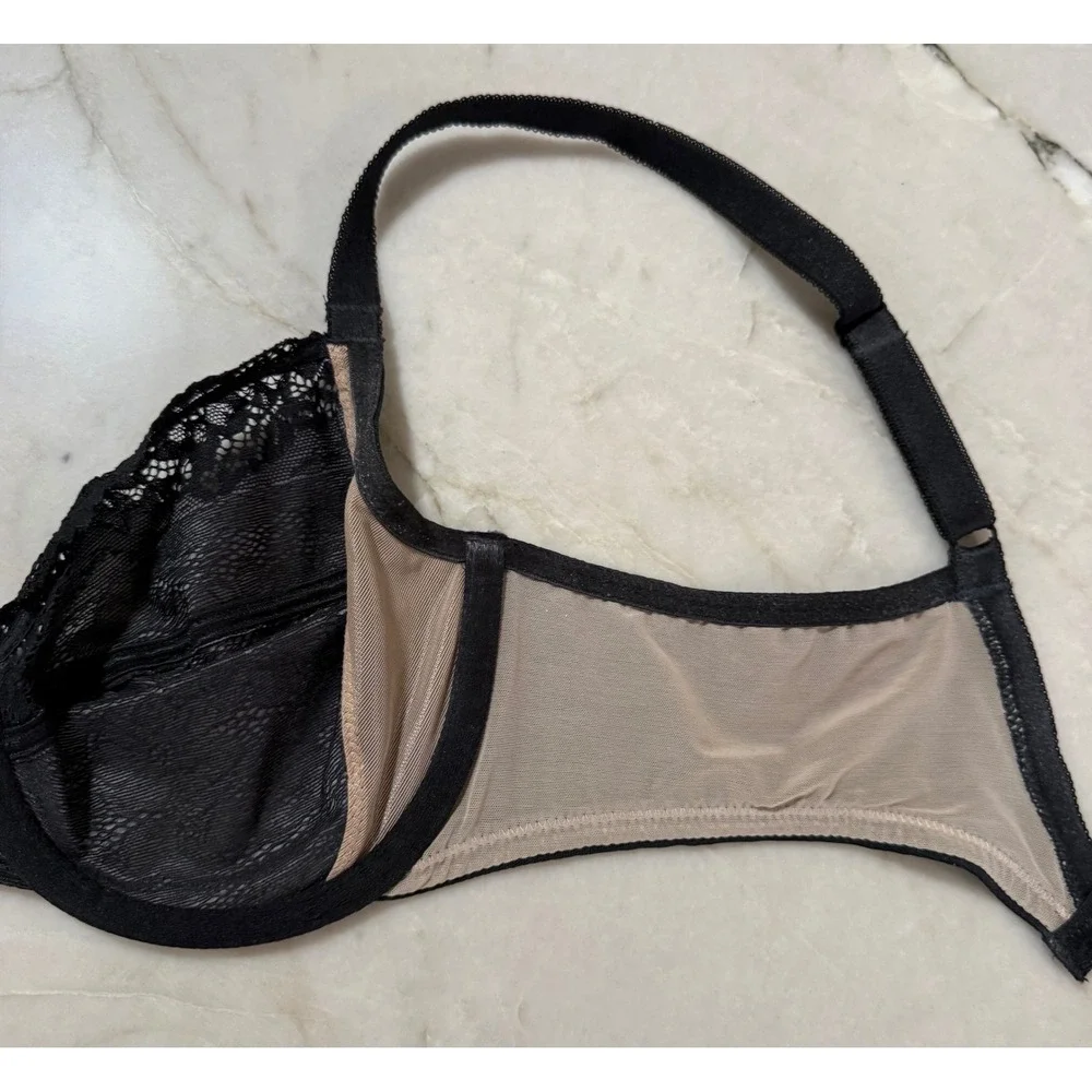 Wacoal Retro Chic Full Figure Underwire Lace Bra Black/Nude 855290 Women's 34D